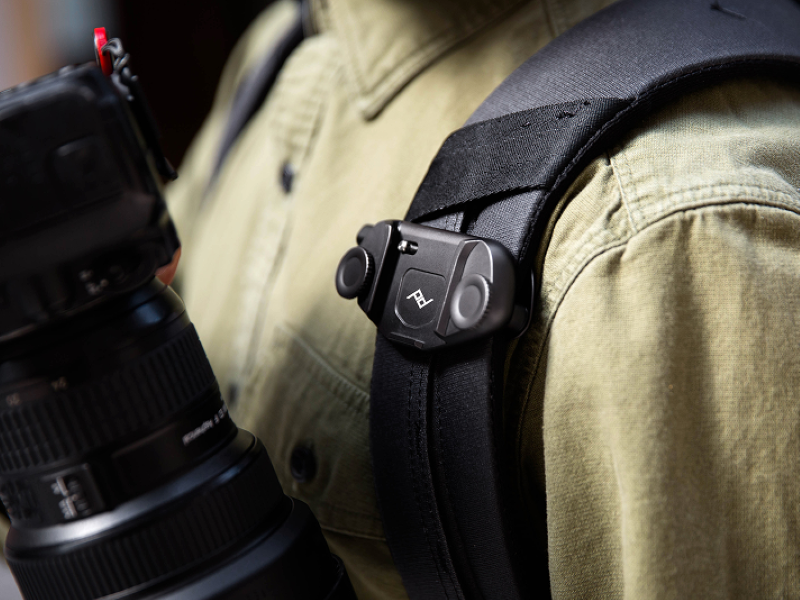Amazon.com : Peak Design Capture Camera Clip V3, Black with Plate